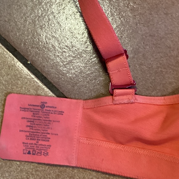 Lululemon Athletica Pink Sports Bra - Picture 2 of 3
